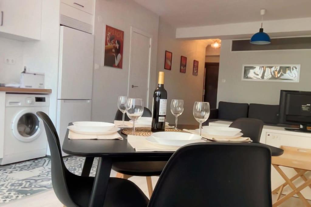 Apartamento Torre De Hercules โอโกรูญา ภายนอก รูปภาพ
